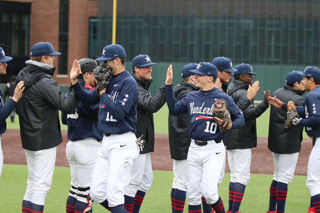 Does your youth baseball team demonstrate TEAMWORK?